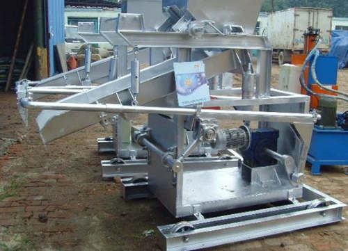 玻璃加料機